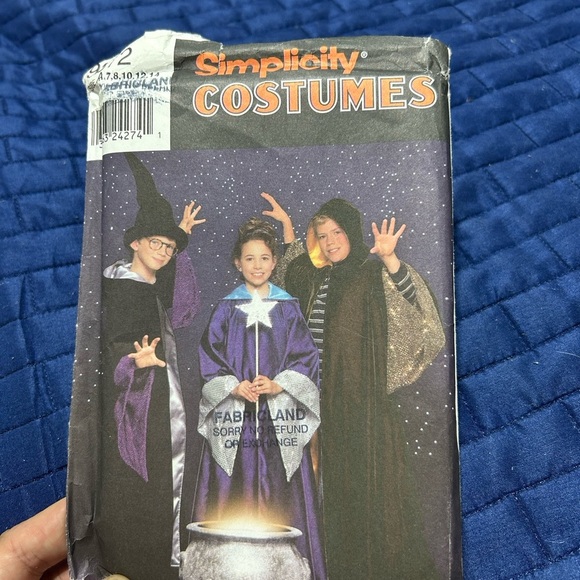 Simplicity 9372 Kids Wizard Costume - Purple, Black, and Gold- fun an easy - Picture 4 of 7